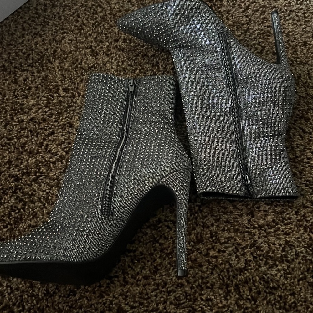 STEVE MADDEN SPARKLE BOOTS